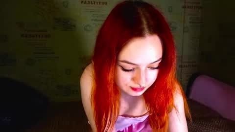 Snapshot of emi_less chatting on 11, 10, 2025 Emi online show from 11, 10, 2025