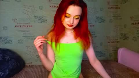 Snapshot of emi_less chatting on 13, 10, 2025 Emi online show from 13, 10, 2025