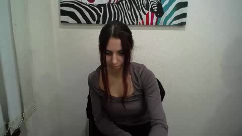 emi_lia_ online show from 6, 2, 2026