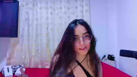 Snapshot of emi_roberts chatting on 20, 9, 2025 Emmily Roberts online show from 20, 9, 2025