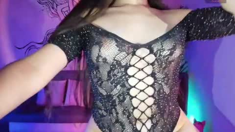 Snapshot of emi_roberts chatting on 23, 6, 2026 Emmily Roberts online show from 23, 6, 2026