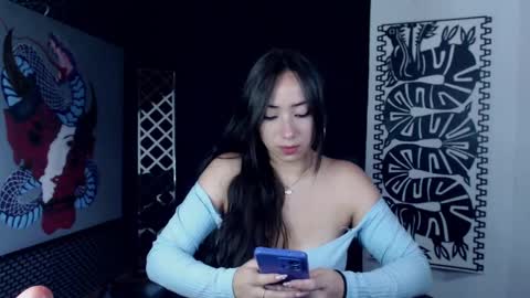 Antonella  online show from 1, 3, 2025