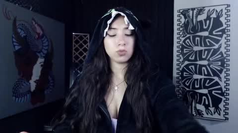 Antonella  online show from 7, 3, 2025