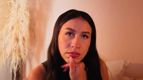 Emilia Gomez online show from 15, 11, 2025