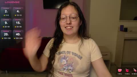 Snapshot of emigooflordxd chatting on 5, 10, 2025 Emi online show from 5, 10, 2025