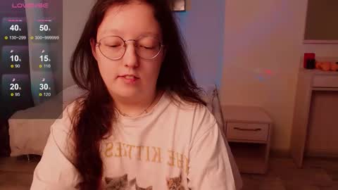 Snapshot of emigooflordxd chatting on 20, 10, 2025 Emi online show from 20, 10, 2025