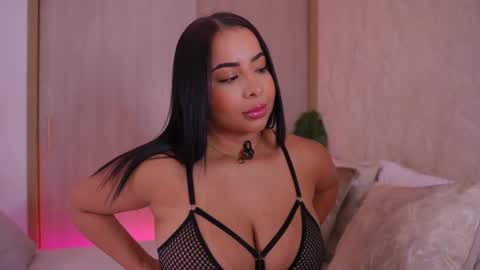    online show from 15, 9, 2025