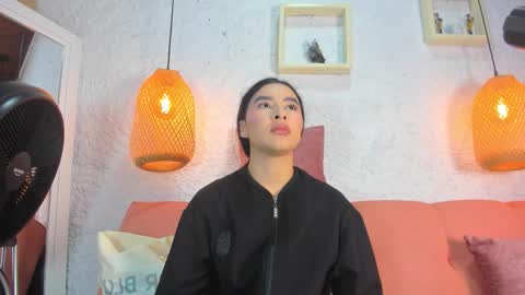 Snapshot of emiily_s chatting on 29, 11, 2025 Emily online show from 29, 11, 2025