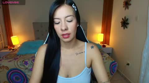 emiily_skinny online show from 9, 7, 2026