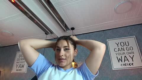 Snapshot of emiily_w1 chatting on 20, 1, 2025 Emily online show from 20, 1, 2025