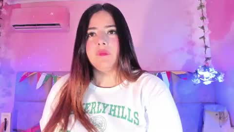 Emiily Grace online show from 19, 6, 2026
