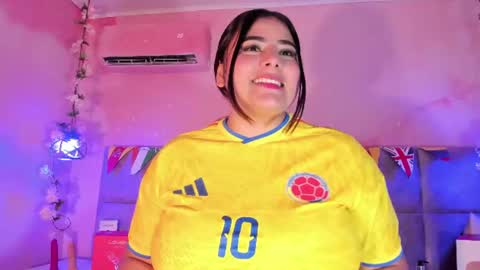 Emiily Grace online show from 27, 6, 2026