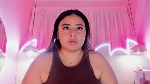 Emiily Grace online show from 28, 6, 2026