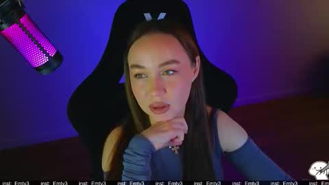 Emili online show from 28, 3, 2026