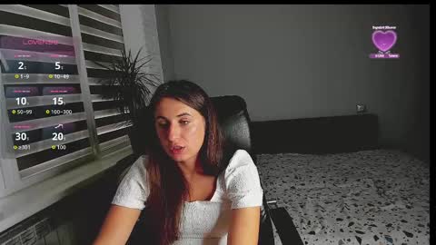 emili77777 online show from 17, 9, 2025