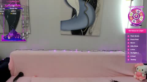 Snapshot of emili_blanc chatting on 6, 12, 2024 Emili online show from 6, 12, 2024
