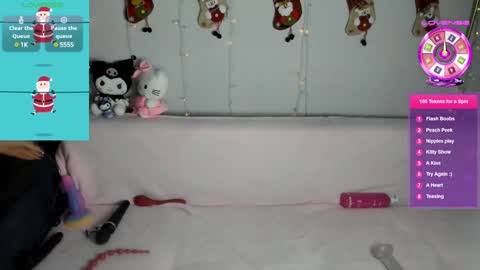 Snapshot of emili_blanc chatting on 13, 12, 2024 Emili online show from 13, 12, 2024