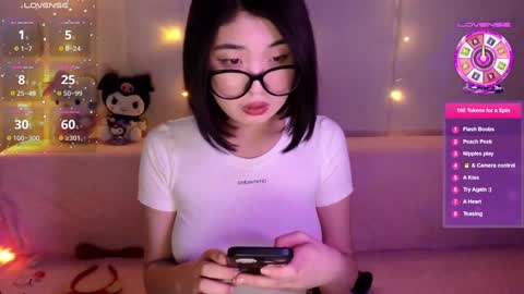 Snapshot of emili_blanc chatting on 2, 1, 2025 Emili online show from 2, 1, 2025