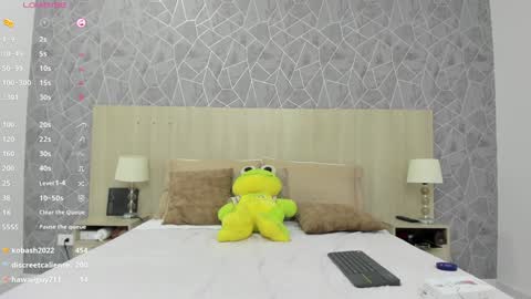 Emili Lenus online show from 25, 1, 2025