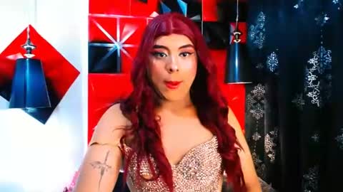 Snapshot of emili_roux chatting on 2, 1, 2025 Emili roux online show from 2, 1, 2025