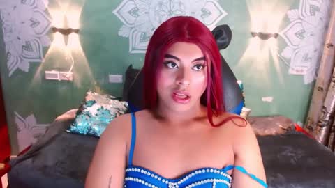 Snapshot of emili_roux chatting on 14, 1, 2025 Emili roux online show from 14, 1, 2025