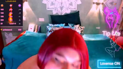 Snapshot of emili_roux chatting on 23, 2, 2025 Emili roux online show from 23, 2, 2025