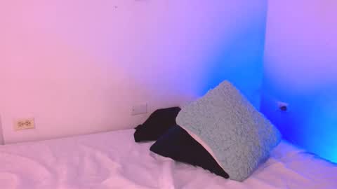 emili_williams10 online show from 19, 2, 2026