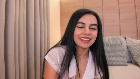emilia_1040 online show from 9, 5, 2026