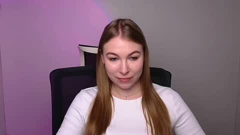 Emilia online show from 4, 2, 2025