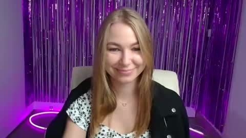 Emilia online show from 23, 9, 2025