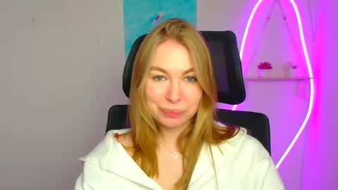 Emilia online show from 21, 3, 2026