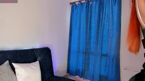 Snapshot of emilia_rey_ chatting on 24, 12, 2024 online show from 24, 12, 2024