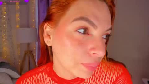 Snapshot of emilia_rey_ chatting on 2, 3, 2025 online show from 2, 3, 2025