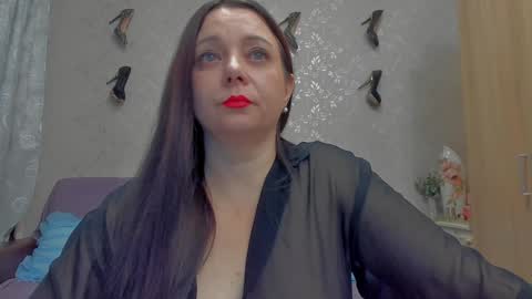 Emiliana online show from 7, 12, 2024