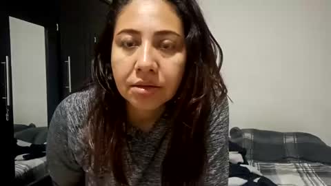 Snapshot of emiliany_perez chatting on 4, 1, 2025 emiliany layla perez online show from 4, 1, 2025