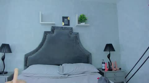 EmiliaRose online show from 12, 9, 2025