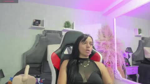 EmiliaRose online show from 8, 5, 2026