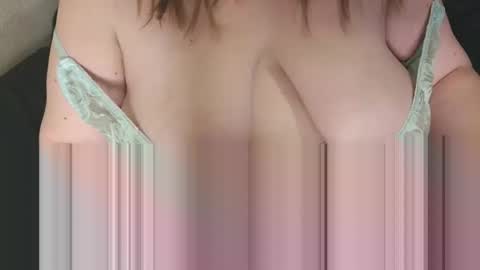 Snapshot of emiliefoxx chatting on 11, 2, 2026 emilie foxx online show from 11, 2, 2026