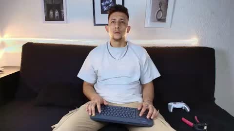 EMILIOCUM online show from 15, 6, 2026