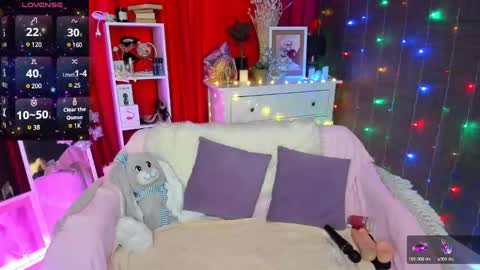 Snapshot of emiliyaqueen chatting on 12, 1, 2025 Emiliya online show from 12, 1, 2025