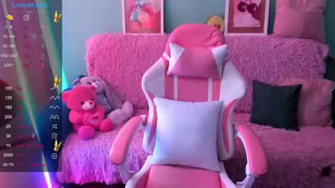 Emiliya online show from 22, 3, 2026