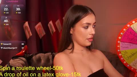  Emiliya  online show from 19, 9, 2025