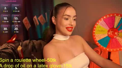  Emiliya  online show from 21, 9, 2025