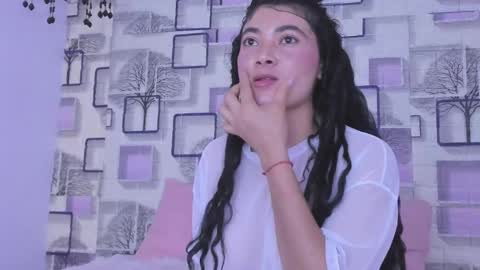Emilly online show from 9, 5, 2026