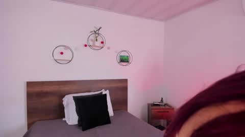 Snapshot of emillygonzalez chatting on 19, 12, 2024 . . online show from 19, 12, 2024
