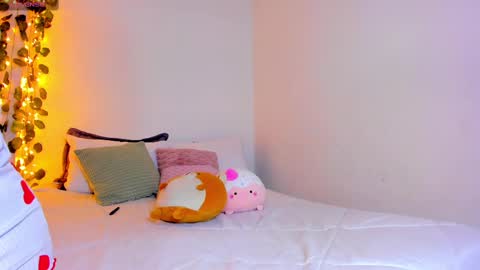 Snapshot of emillyhils1 chatting on 18, 2, 2025 emilly online show from 18, 2, 2025