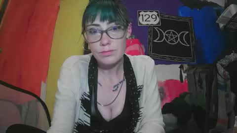 Emily Love online show from 1, 12, 2025