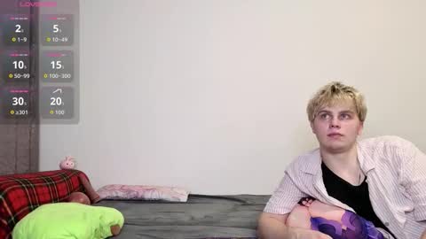 emily_and_ilumi online show from 13, 3, 2026