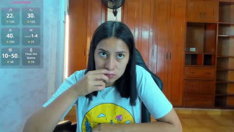 Emily and Soffy online show from 8, 5, 2026