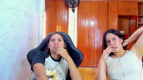 Emily and Soffy online show from 11, 5, 2026